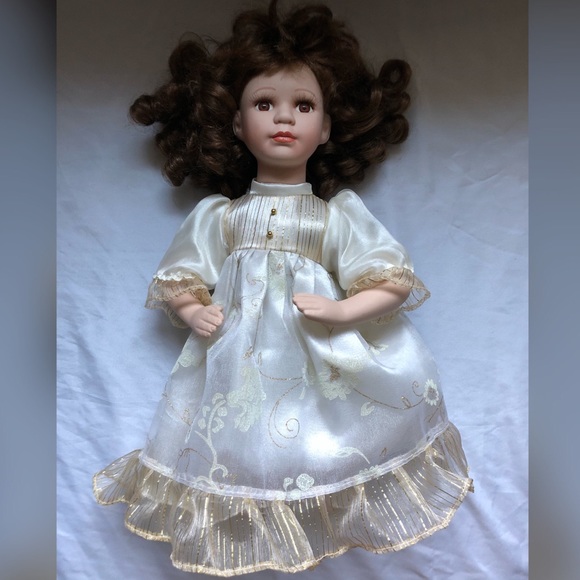 Super Cute Baby Girls Dolls EUC